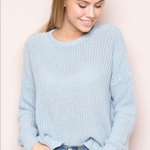 Brandy Melville | Knit crew neck sweater